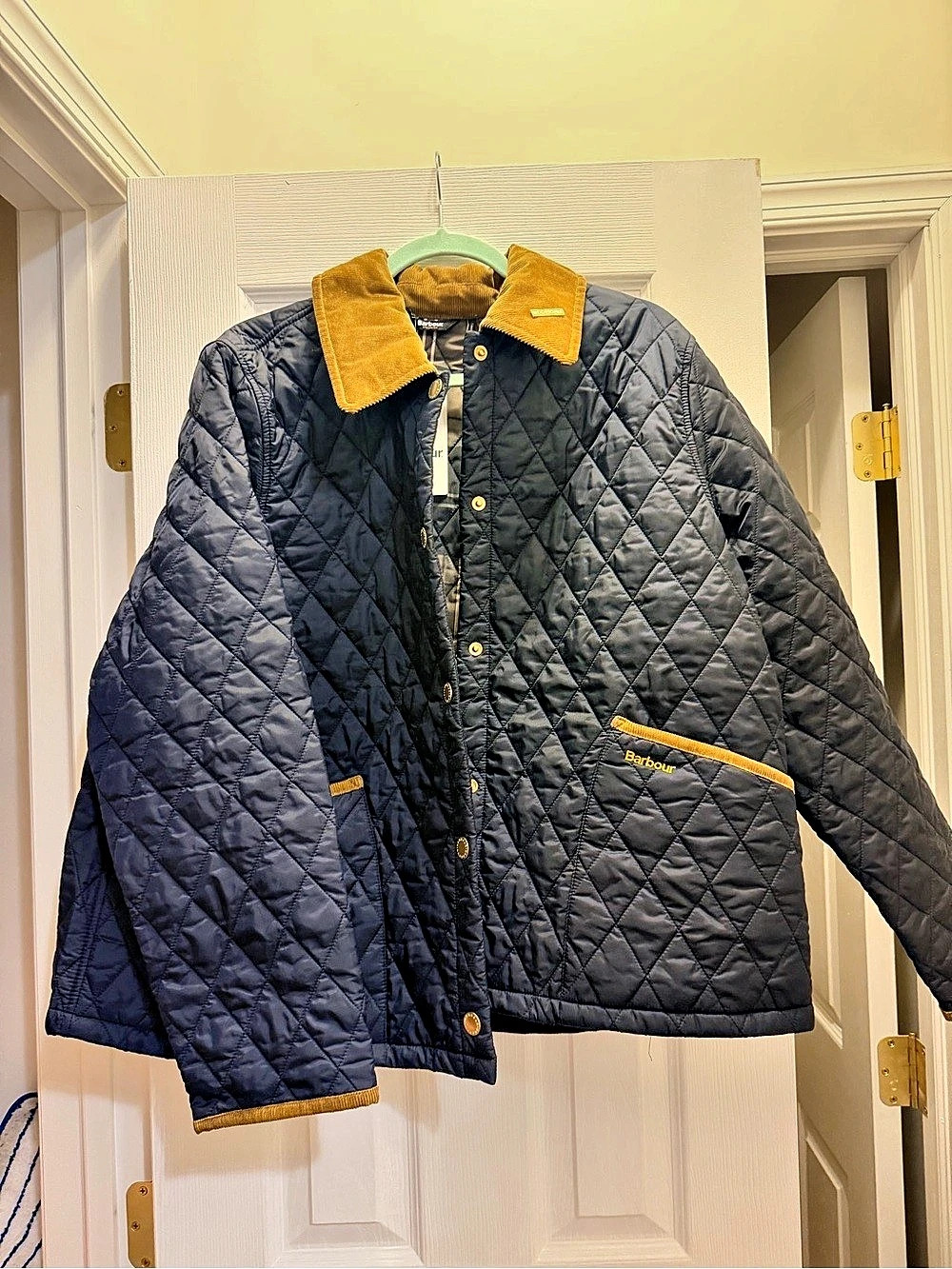 Barbour Jacket Quilted Jacket in navy Size 14